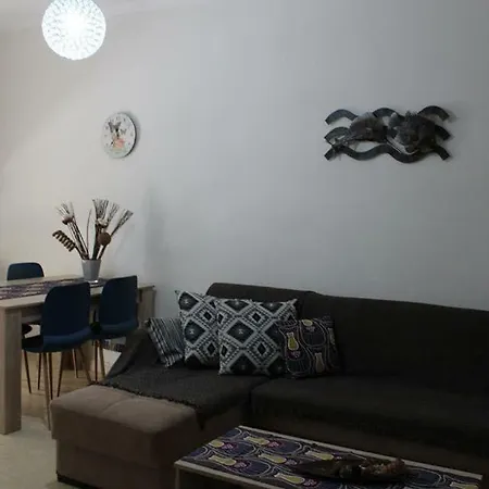 Antony's & Sunday's Apartment Serres