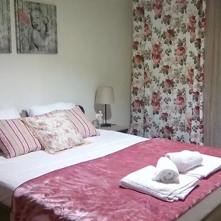 Antony's & Sunday's Apartment *